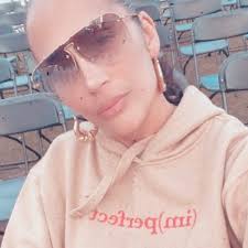 Kira Alexander (@klamodelscout)