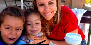 Brewing a Legacy: Leadership Lessons from Starbucks and Howard Schultz