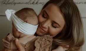 Helen Adamson sai emaks viljatuse kiuste