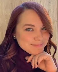 Ashley Kile's Instagram, Twitter & Facebook