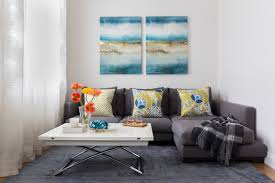 Corner sofas and modular furniture may in many ways be bulkier, but in a small. Think You Haven T Got Space For A Big Sofa Houzz Ie