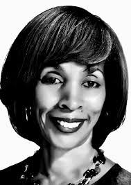 Eline Pierre's Instagram, Twitter & Facebook