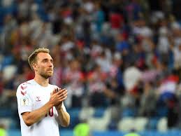 Maybe you would like to learn more about one of these? Gansehaut Moment Bei Danemark Gegen Belgien Ganzes Stadion Applaudiert Fur Christian Eriksen Video