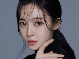 Perut Terlihat Membuncit, Leighton Meester 'Gossip Girl' Hamil Anak Pertama!