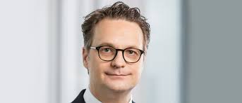 La Française holt Deutschland-Chef