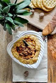 House Of Bren Pumpkin Spice Hummus With Toasted Walnuts And Sage Bren Herrera Pumpkin Spice Sabra Recipe Walnuts