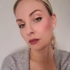 Leanne Sims (@SimsLeanne)