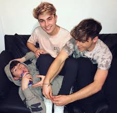 1993), incluant jeux, médailles, résultats, photos, vidéos et actualités. 36 1k Likes 2 882 Comments Roadtrip Roadtriptv On Instagram Giving Jack His Daily Dose Of Care And Attention Road Trip Brooklyn Wyatt Roadtrip Boyband