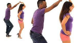 Lift your right foot 1 inch (2.5 cm) off the floor and then immediately put it back on the ground for the 2nd beat of the dance. How To Dance Salsa With A Partner Arxiusarquitectura