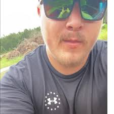 Why is my Mercury Classic Fifty engine not revving up?