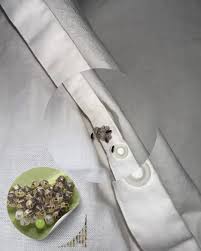 I found these tiny balls in my bed and nearly had a heart att.ack: here's  what they were. Check 1st comment