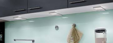 Unterbauleuchten und möbelleuchten spenden nicht nur praktisches licht überall dort, wo eine deckenlampe nicht ausreicht. Hera Led L Pad 2er Set Alu Mit Schalter 7 5w Ww 61055120207 Design Einbauleuchten De