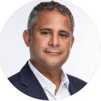 Tony Calandra's Instagram, Twitter & Facebook