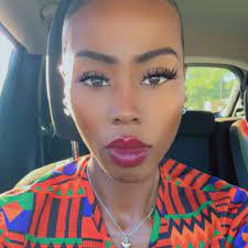 Ebony Good's Instagram, Twitter & Facebook