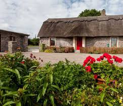 Attraktive häuser zum kauf für jedes budget, auch von privat finden sie ihr traumhaus bei immowelt.de! Ferienhaus Irland Gruene Insel De Die Irland Experten