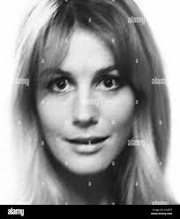 Noland hi-res stock photography and images