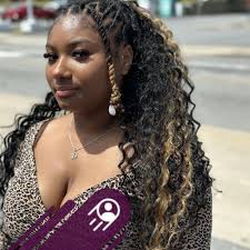 This is a 90 day old stearns and foster mattress. This mattress is super  comfortable. $300. Will deliver for a fee.