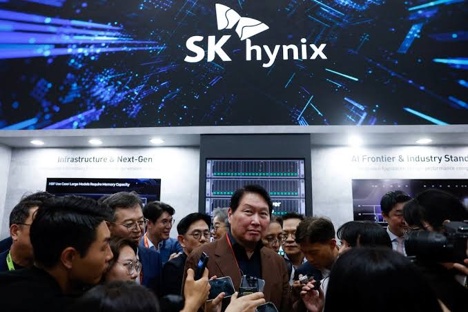 SK Hynix plans to double wafer capacity in next five years, group chairman  says | Reuters