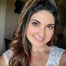 Jennifer Hipsher's Instagram, Twitter & Facebook