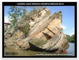 Misalnya di malaysia, nama tokoh dalam cerita rakyat atau legenda ini adalah si tanggang. Cerita Legenda Anak Derhaka Miracle Miri Travel Tour Facebook