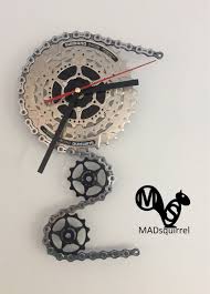 Our Largest Triple Sprocket And Jockey Wheel Clock Depicting Etsy Clock Scrap Metal Art Wheel Clock