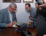 Matka była nauczycielką, a ojciec rzeźnikiem i kierownikiem masarni. Niedzwiecki Artykuly Gazeta Lubuska