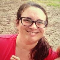 Caren Wise's Instagram, Twitter & Facebook