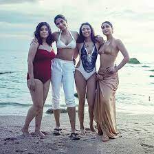 Veere Di Wedding Movie Photos Get With High Quality Veere Di Wedding Pics Veere Di Wedding Images Veer Veere Di Wedding Wedding Bikini Kareena Kapoor Bikini