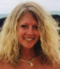 Julie Agee's Instagram, Twitter & Facebook