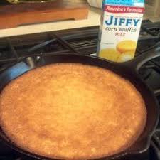 Delicious Almost Homemade Cornbread Homemade Cornbread Cast Iron Corn Bread Cast Iron Skillet Recipes