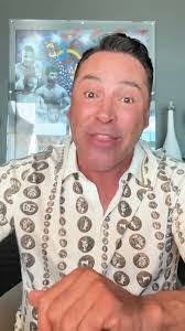 Elias Antillon's Instagram, Twitter & Facebook