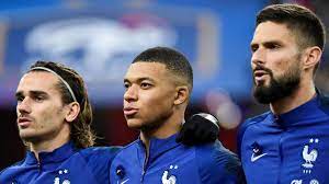 Ejekan ini dibalas giroud, saya gokart yang juara dunia. Deschamps Lauds Mbappe Griezmann And Giroud Understanding