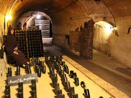 Le champagne de castellane est une maison de champagne, installée à épernay. Maison De Champagne De Castellane Tourisme Dans La Marne En Champagne