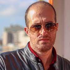 In the same year he creates a theatre company with former colleagues and starts co. Miguel Raposo Clubhouse Profile Followers Statistics Mraposo
