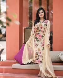 Floral print viscose stretchable kurti: Instagram From Gulabo Jaipur S Latest Love This Floral Printed Kurta Set Specially The Dupatta With Pom Dresses Fashion Kurti Designs Latest