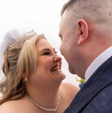 Does anyone know if you're supposed to tip you vendors