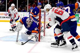 Game day mornings were always your favorite. Islanders Season Opener Spoiled By Capitals New York Daily News