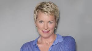 Trois familles, trois époques, un mystère: Cash Investigation Les Secrets Inavouables De Nos Telephones Portables En Streaming Replay France 2 France Tv