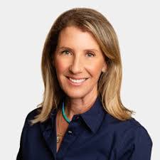 Kari Durham's Instagram, Twitter & Facebook