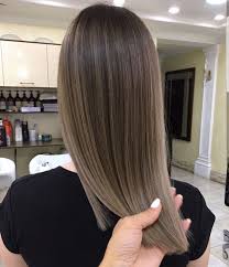 33 Idees De Balayage Blond Ou Caramel Pour Des Cheveux Magnifiques Cheveux Magnifiques Cheveux Beaute Cheveux