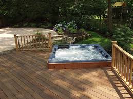 Do You Like Hot Tubs On A Deck Or Built In Whirlpool Terrasse Whirlpool Deck Whirlpool Hinterhof