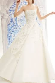 Oscar de la renta bridal spring 2021. Carolina Herrera Bridal Fall 2019 Collection Vogue