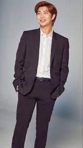 Lagu berjudul butter itu bakal meluncur pada 21 mei 2021 dalam pernyataan di aplikasi weverse, big hit music menyatakan lagu butter adalah digital single yang menunjukkan pesona penuh bts yang tak. Namjoon Rm Bts Japan Magazine Namjoon Formal Kim Namjoon Namjoon
