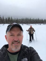 Snowshoeing pioneer ridge with perfect conditions