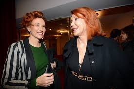 Lucrezia lante della rovere (roma, 19 luglio 1966) è un'attrice italiana. Lucrezia Lante Della Rovere E Figlie