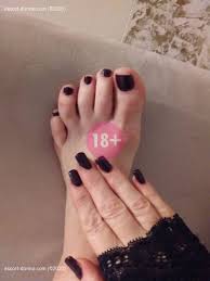 Escort Rimini, Donna Misano Adoro Farmi Leccare Piedi