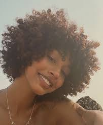 Camille Bean's Instagram, Twitter & Facebook