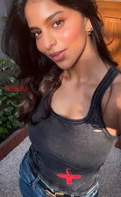 Suhana Khans Sun-Kissed Glam Is Complete With Fluttery Lashes And Berry  Lips