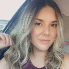 Kelsey Walkenhorst (@glow.get.fit)