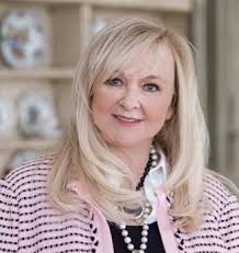 1167 Brewster Rd, Rochester Hills, MI 48306